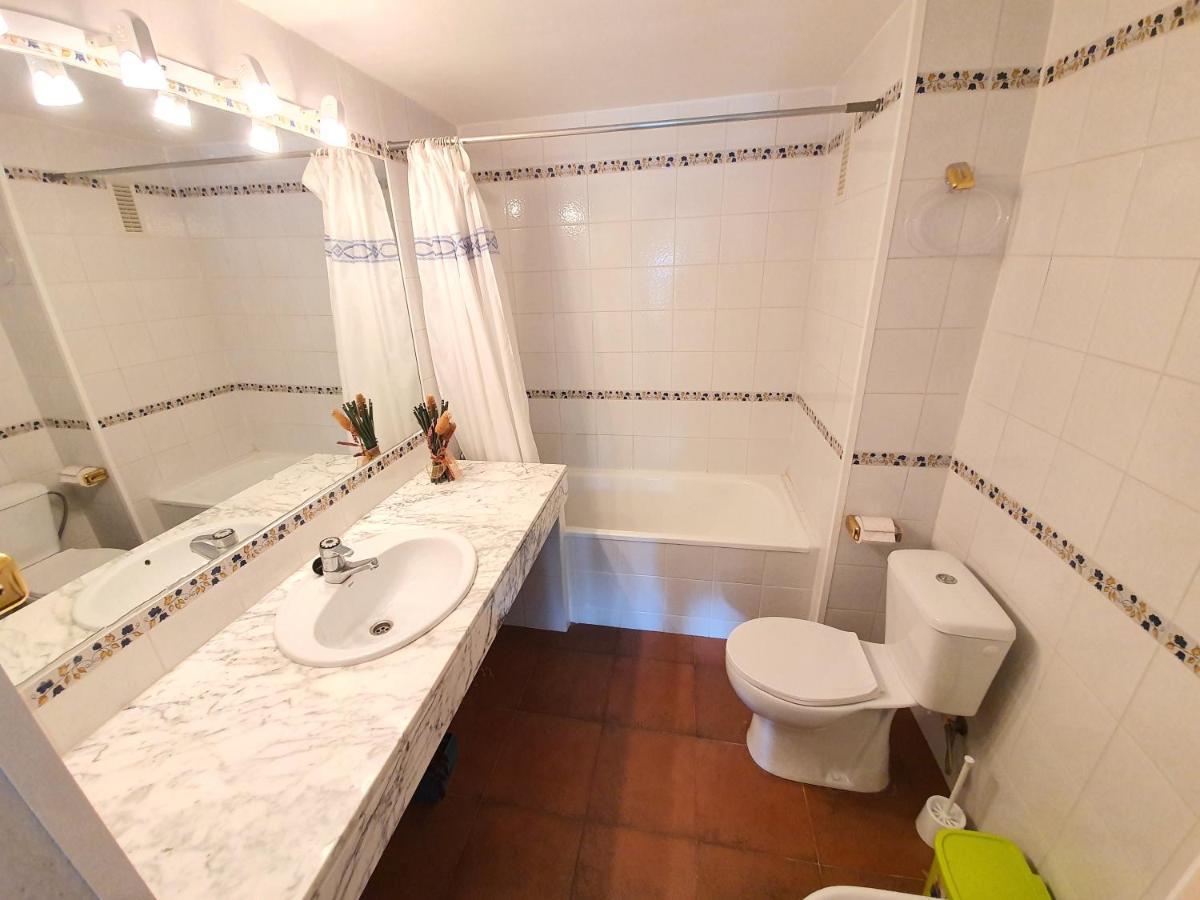 Apartamento Royal Marine Deluxe Росас Экстерьер фото